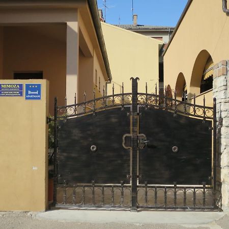 Mimoza Old Town Pula Apartments المظهر الخارجي الصورة