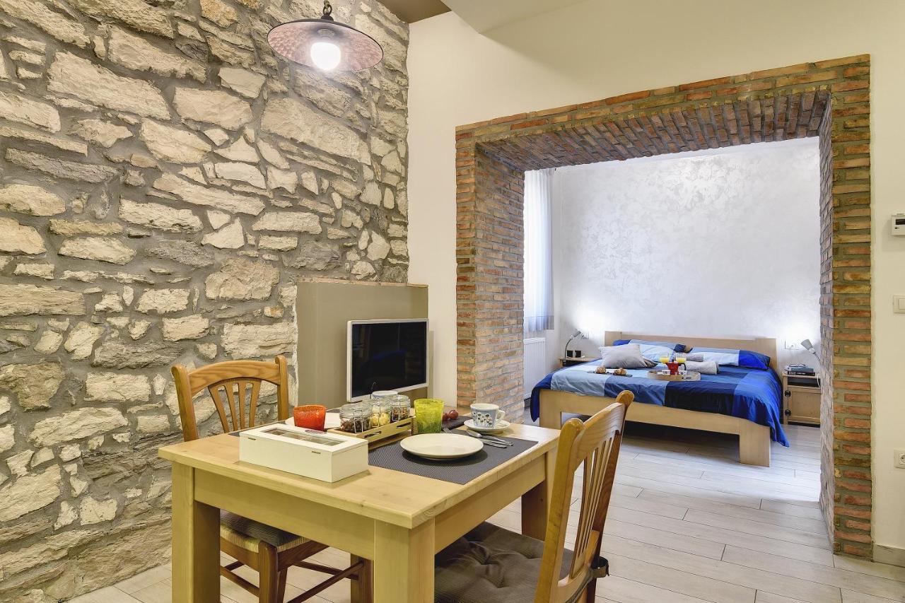 Mimoza Old Town Pula Apartments المظهر الخارجي الصورة
