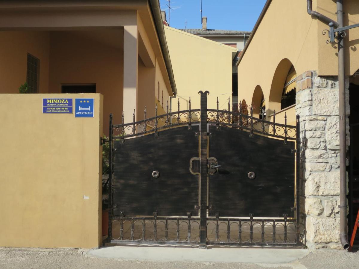 Mimoza Old Town Pula Apartments المظهر الخارجي الصورة