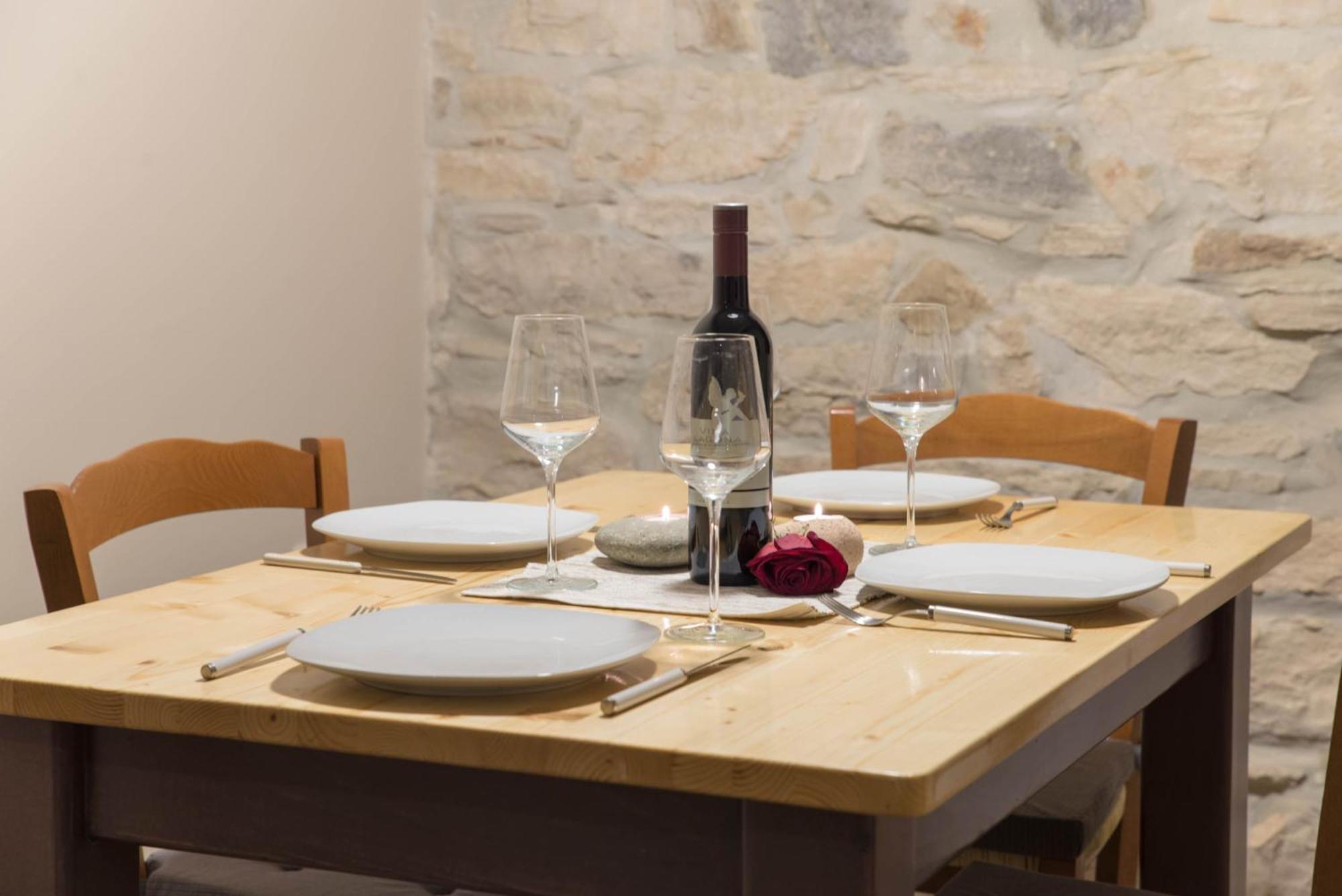 Mimoza Old Town Pula Apartments الغرفة الصورة