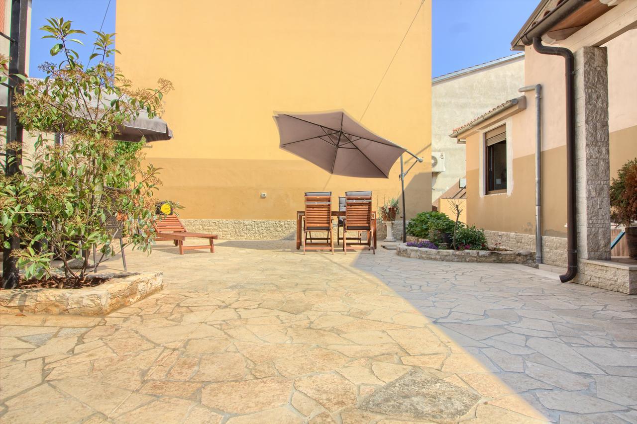 Mimoza Old Town Pula Apartments المظهر الخارجي الصورة